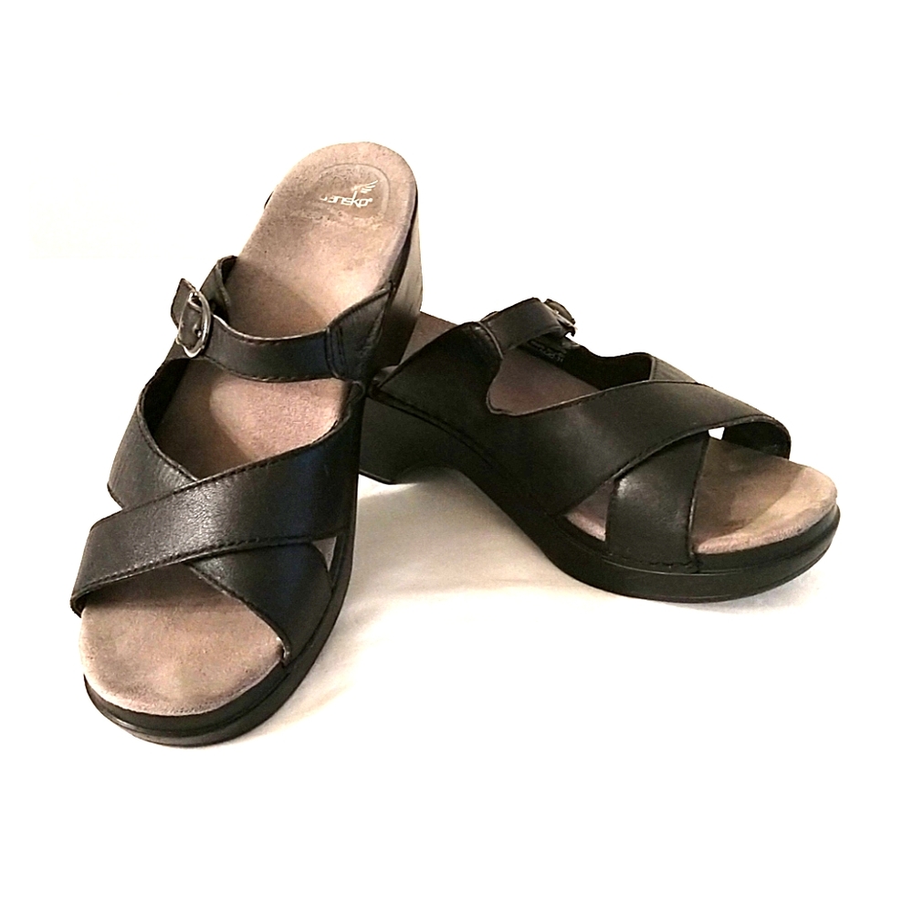Dansko Sela Sandals black leather sz 41